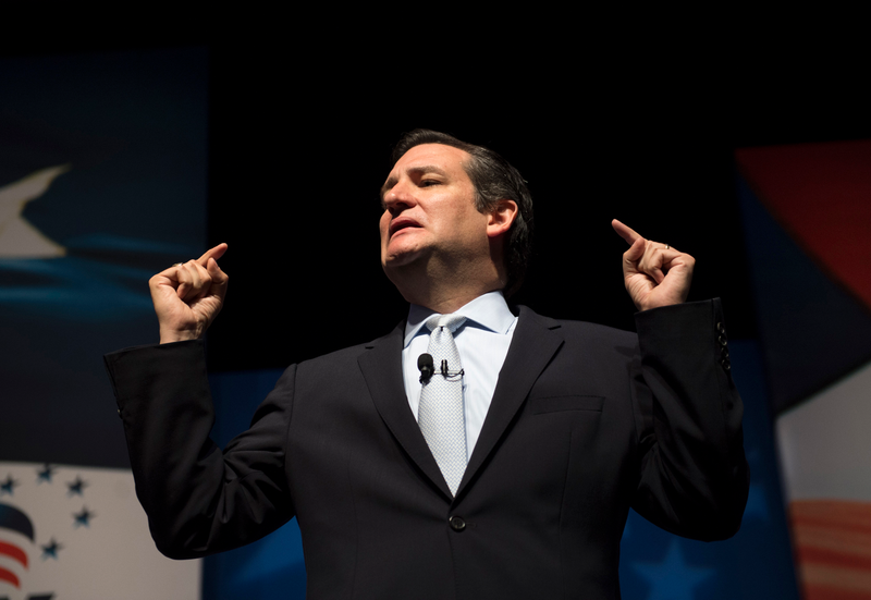 Illustration for article titled Ted Cruz Doesn't Know What to Do With His Arms